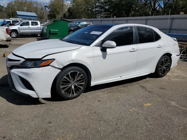 JTNB11HK8J3034233 2018 TOYOTA CAMRY - Image 1