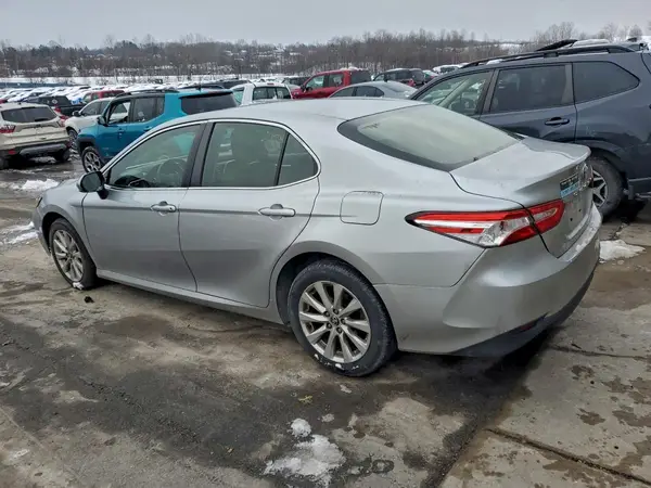 JTNB11HK8J3035107 2018 TOYOTA CAMRY - Image 2