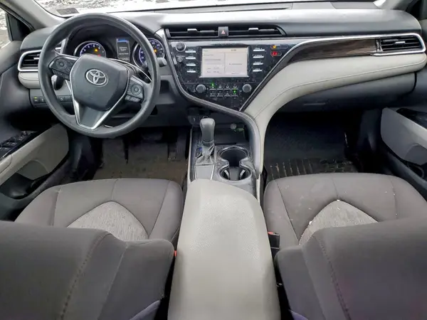 JTNB11HK8J3035107 2018 TOYOTA CAMRY - Image 8