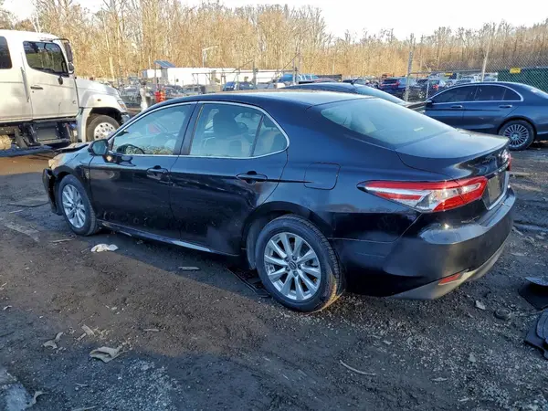 JTNB11HK8J3036242 2018 TOYOTA CAMRY - Image 2