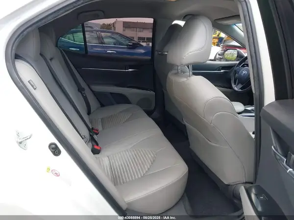 JTNB11HK8J3041411 2018 TOYOTA CAMRY - Image 8