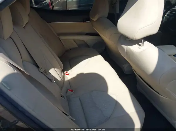 JTNB11HK8J3041814 2018 TOYOTA CAMRY - Image 8