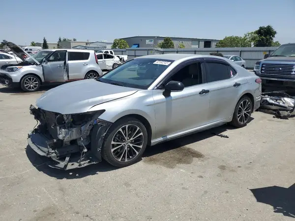 JTNB11HK8J3042087 2018 TOYOTA CAMRY - Image 1