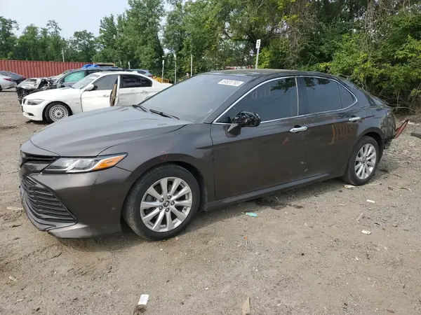 JTNB11HK8J3043126 2018 TOYOTA CAMRY - Image 1
