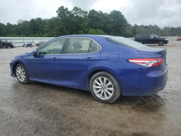 JTNB11HK8J3043157 2018 TOYOTA CAMRY - Image 2