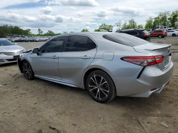 JTNB11HK8J3046432 2018 TOYOTA CAMRY - Image 2