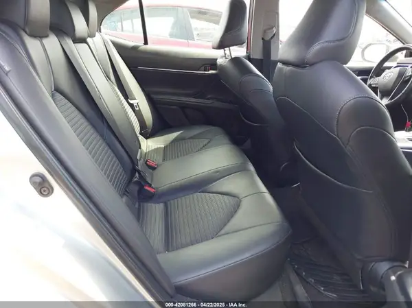 JTNB11HK8J3047032 2018 TOYOTA CAMRY - Image 8