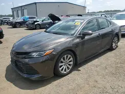 JTNB11HK8J3047967 2018 TOYOTA CAMRY