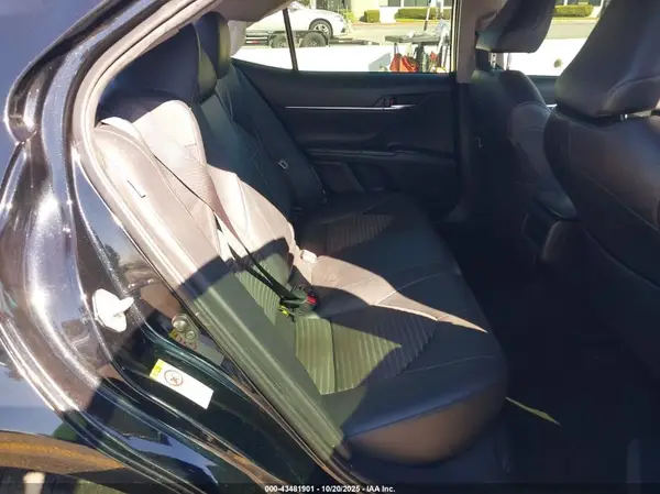JTNB11HK8J3051131 2018 TOYOTA CAMRY - Image 8