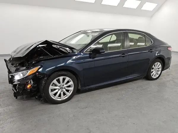JTNB11HK8J3051162 2018 TOYOTA CAMRY - Image 1