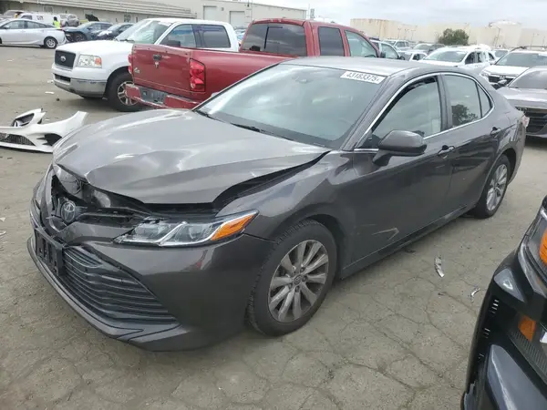 JTNB11HK8J3060038 2018 TOYOTA CAMRY - Image 1