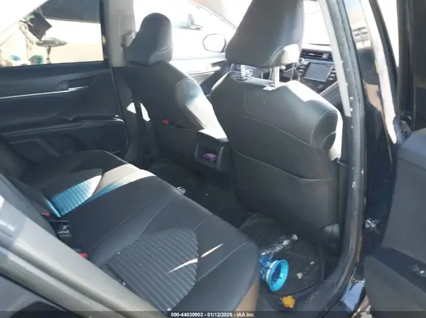 JTNB11HK8J3070553 2018 TOYOTA CAMRY - Image 8