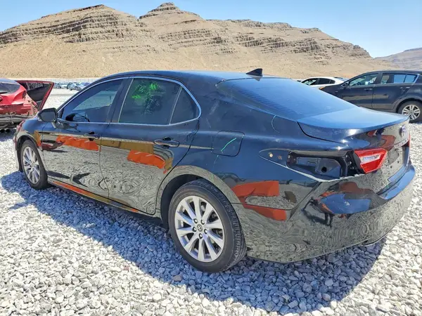 JTNB11HK9J3000396 2018 TOYOTA CAMRY - Image 2
