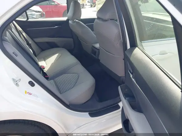 JTNB11HK9J3003699 2018 TOYOTA CAMRY - Image 8