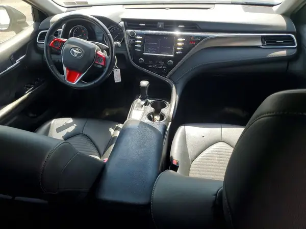 JTNB11HK9J3008286 2018 TOYOTA CAMRY - Image 8
