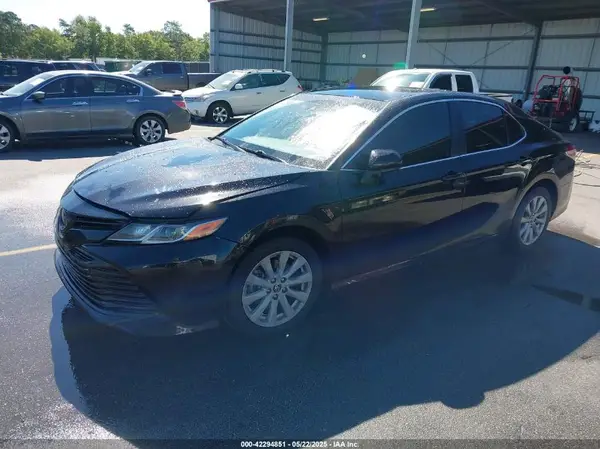 JTNB11HK9J3009390 2018 TOYOTA CAMRY - Image 2
