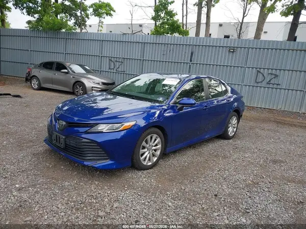 JTNB11HK9J3010037 2018 TOYOTA CAMRY - Image 2