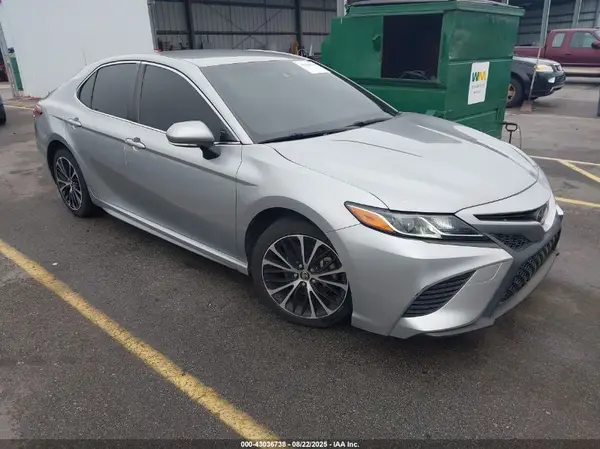 JTNB11HK9J3011205 2018 TOYOTA CAMRY - Image 1