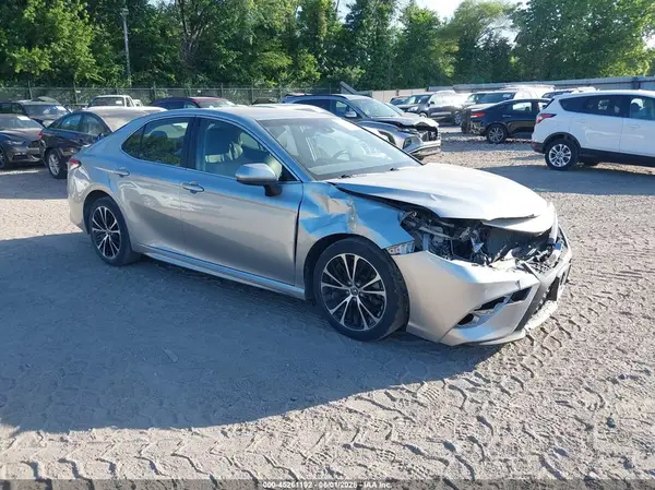 JTNB11HK9J3012743 2018 TOYOTA CAMRY - Image 1