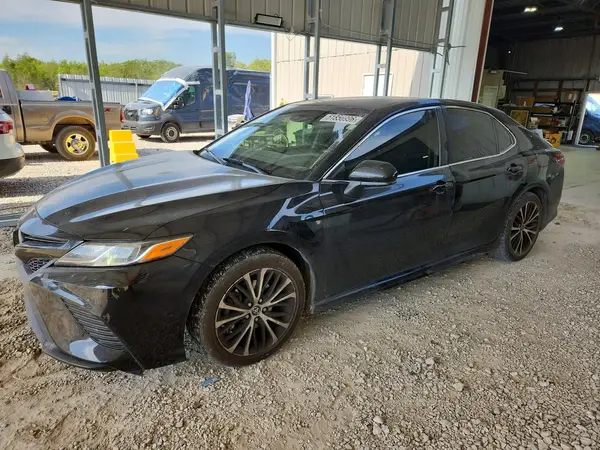 JTNB11HK9J3014640 2018 TOYOTA CAMRY - Image 1