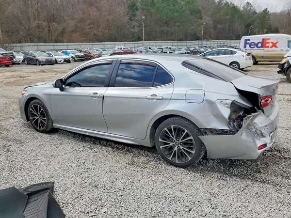 JTNB11HK9J3016615 2018 TOYOTA CAMRY - Image 2