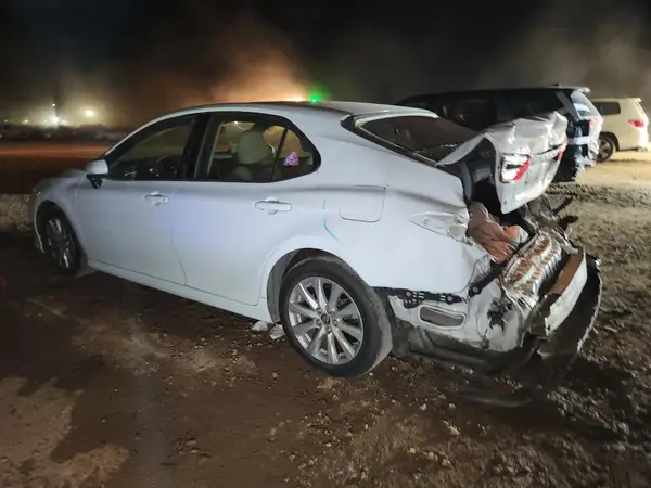 JTNB11HK9J3016677 2018 TOYOTA CAMRY - Image 2