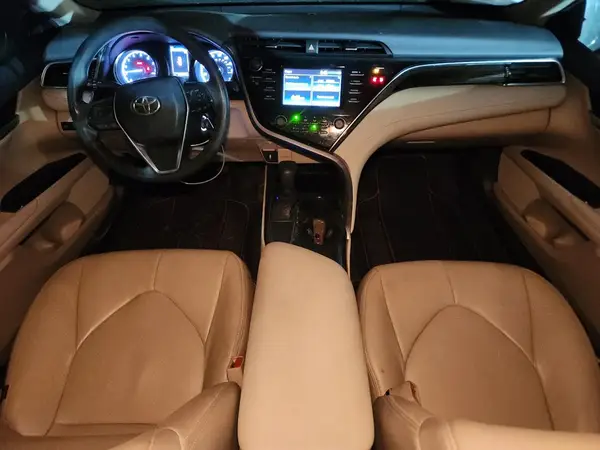 JTNB11HK9J3016677 2018 TOYOTA CAMRY - Image 8