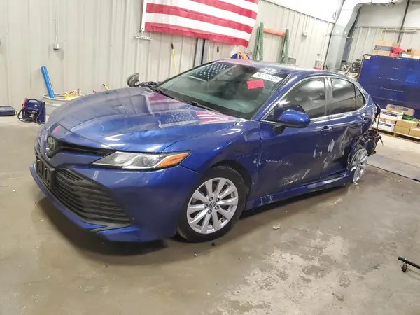 JTNB11HK9J3018252 2018 TOYOTA CAMRY - Image 1