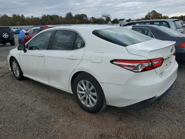 JTNB11HK9J3022589 2018 TOYOTA CAMRY - Image 2