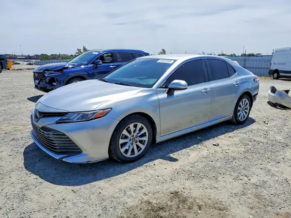 JTNB11HK9J3025928 2018 TOYOTA CAMRY - Image 1