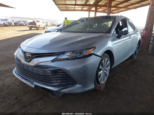 JTNB11HK9J3026237 2018 TOYOTA CAMRY - Image 2