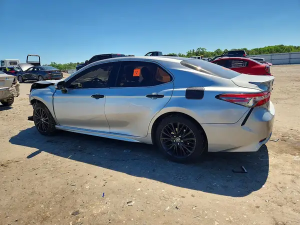 JTNB11HK9J3026965 2018 TOYOTA CAMRY - Image 2