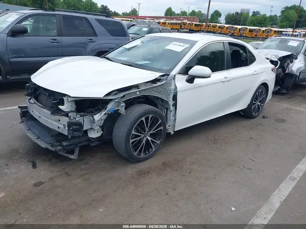 JTNB11HK9J3027467 2018 TOYOTA CAMRY - Image 2