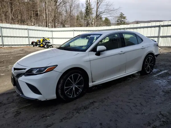 JTNB11HK9J3027677 2018 TOYOTA CAMRY - Image 1