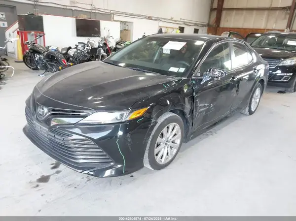 JTNB11HK9J3027792 2018 TOYOTA CAMRY - Image 2