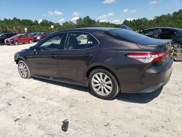 JTNB11HK9J3027808 2018 TOYOTA CAMRY - Image 2