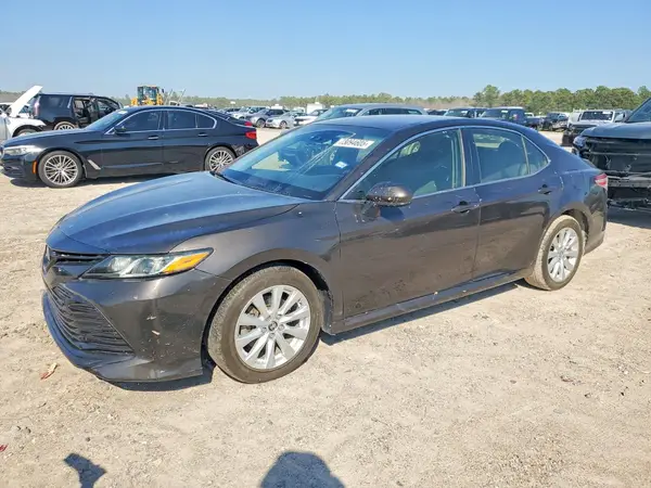 JTNB11HK9J3031244 2018 TOYOTA CAMRY - Image 1