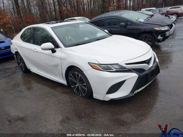 JTNB11HK9J3032670 2018 TOYOTA CAMRY - Image 1