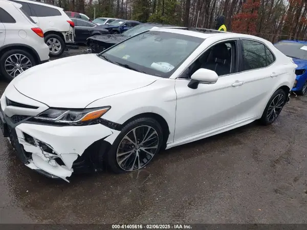 JTNB11HK9J3032670 2018 TOYOTA CAMRY - Image 2