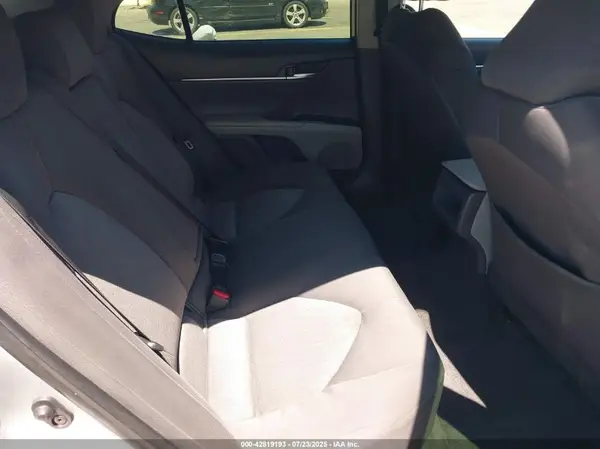 JTNB11HK9J3035195 2018 TOYOTA CAMRY - Image 8