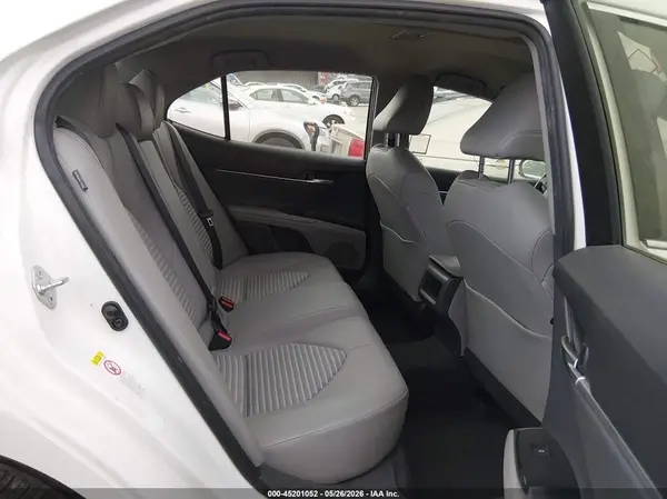 JTNB11HK9J3037805 2018 TOYOTA CAMRY - Image 8