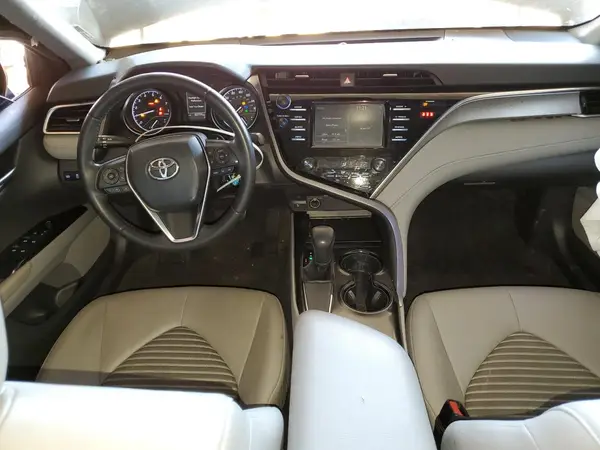 JTNB11HK9J3038579 2018 TOYOTA CAMRY - Image 8