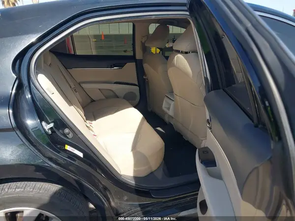 JTNB11HK9J3038811 2018 TOYOTA CAMRY - Image 8