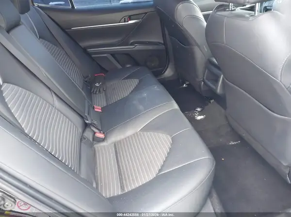 JTNB11HK9J3040249 2018 TOYOTA CAMRY - Image 8
