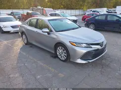 JTNB11HK9J3043524 2018 TOYOTA CAMRY
