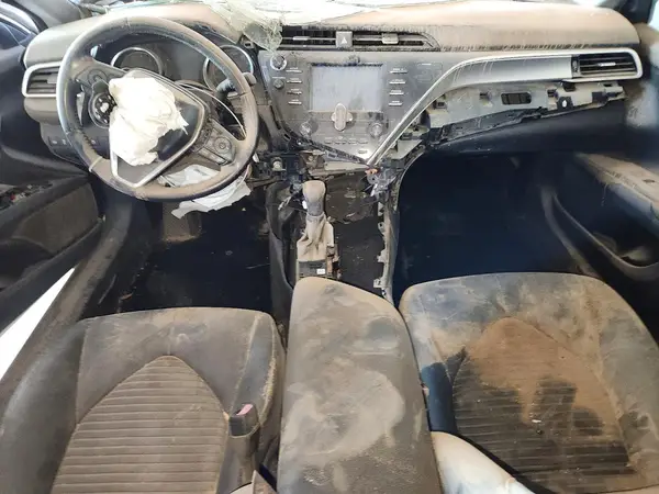 JTNB11HK9J3049517 2018 TOYOTA CAMRY - Image 8