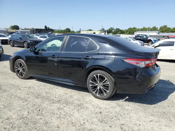 JTNB11HK9J3055995 2018 TOYOTA CAMRY - Image 2