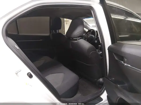 JTNB11HK9J3067225 2018 TOYOTA CAMRY - Image 8