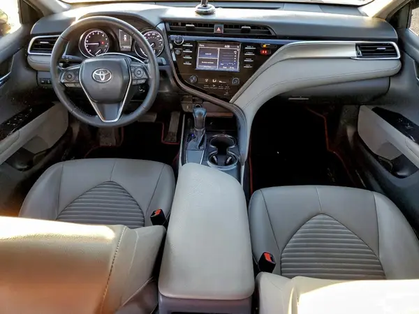 JTNB11HK9J3069170 2018 TOYOTA CAMRY - Image 8