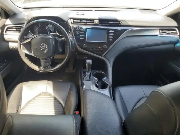 JTNB11HK9J3070674 2018 TOYOTA CAMRY - Image 8